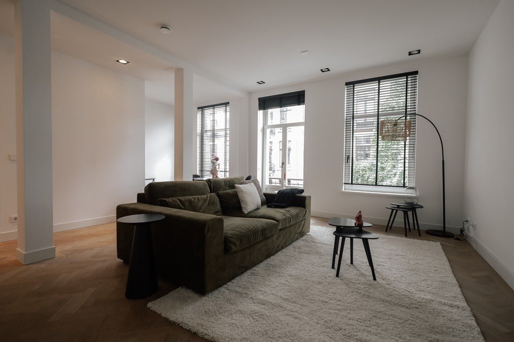 For rent: Flat Van Eeghenstraat in Amsterdam