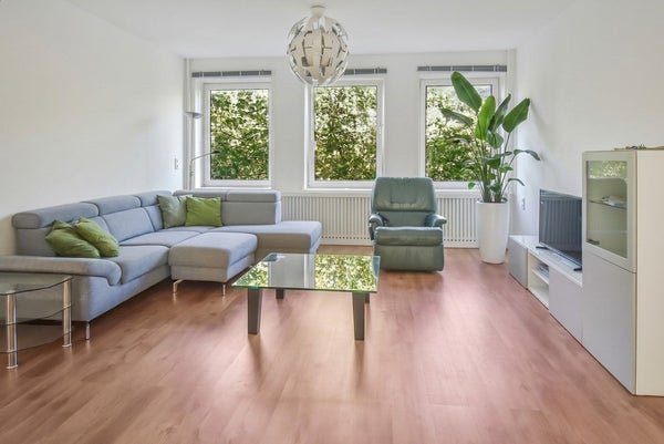 For rent: Flat Van Nijenrodeweg in Amsterdam