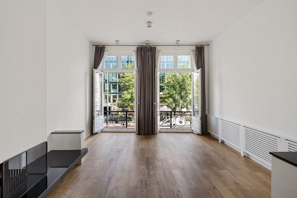 For rent: Flat Rokin 48 1 in Amsterdam