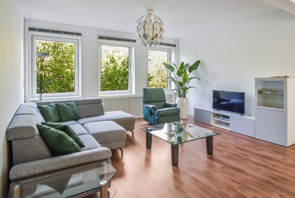 For rent: Flat Van Nijenrodeweg in Amsterdam