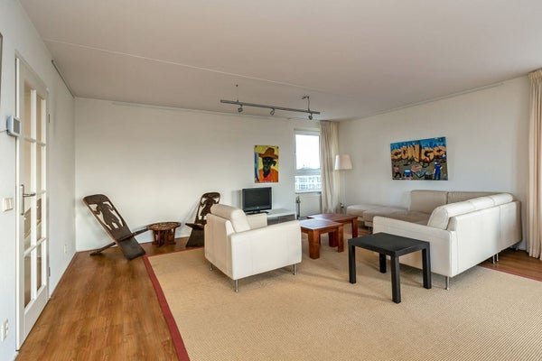 For rent: Flat Gevers Deynootweg in Den Haag