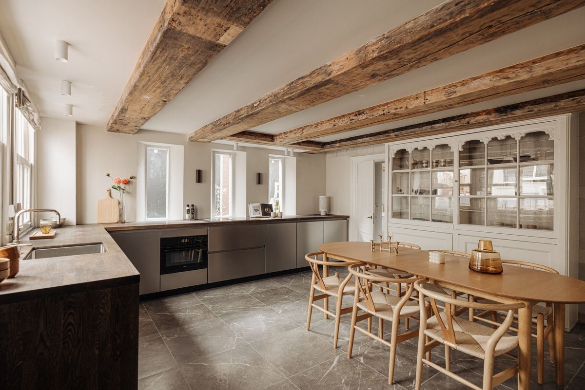 For rent: Flat Kromme Waal in Amsterdam
