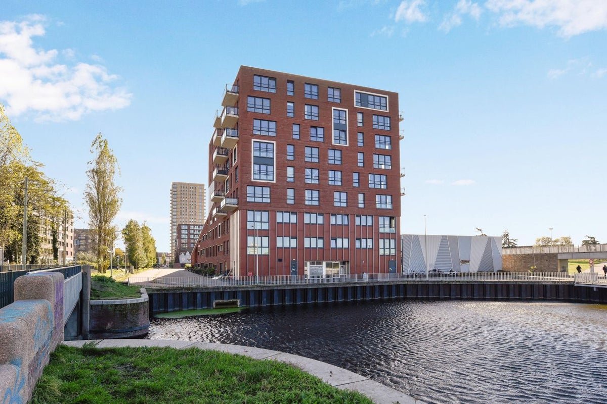 For rent: Flat Loosduinseweg 243 in Den Haag