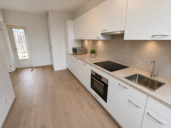 For rent: House Benedenrijweg in Rotterdam