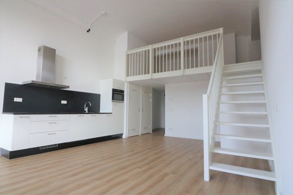For rent: Flat Heiman Dullaertplein 159 in Rotterdam