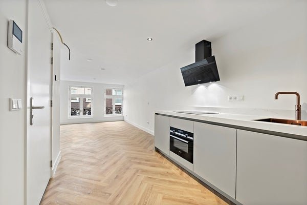 For rent: Flat Spuistraat 65 B in Den Haag