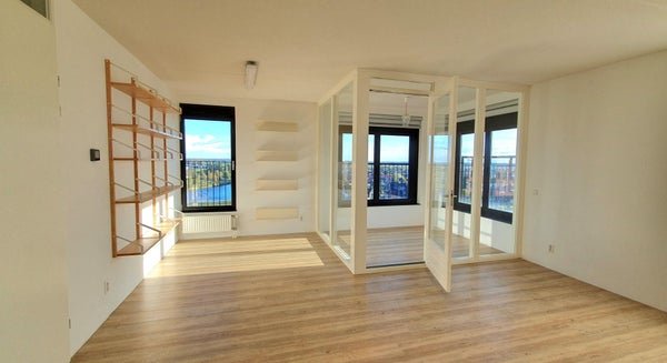 For rent: Flat Simon Carmiggelthof 115 in Den Haag