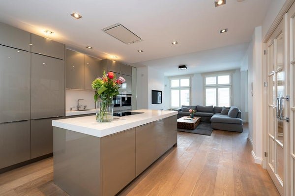 For rent: Flat Koninginneweg in Amsterdam