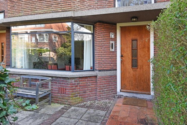 For rent: House De Mildestraat 25 in Den Haag