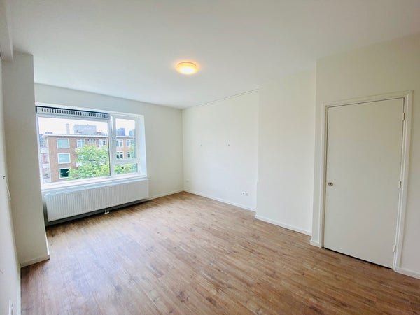 For rent: Flat Admiraal de Ruyterweg 35 E in Rotterdam