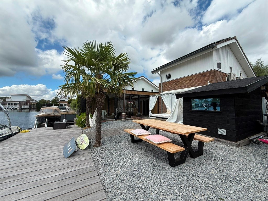 For rent: House Vinkenkade in Vinkeveen
